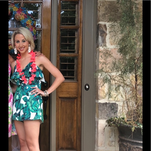 Red Dress Boutique! Beautiful tropical Romper - Picture 3 of 3